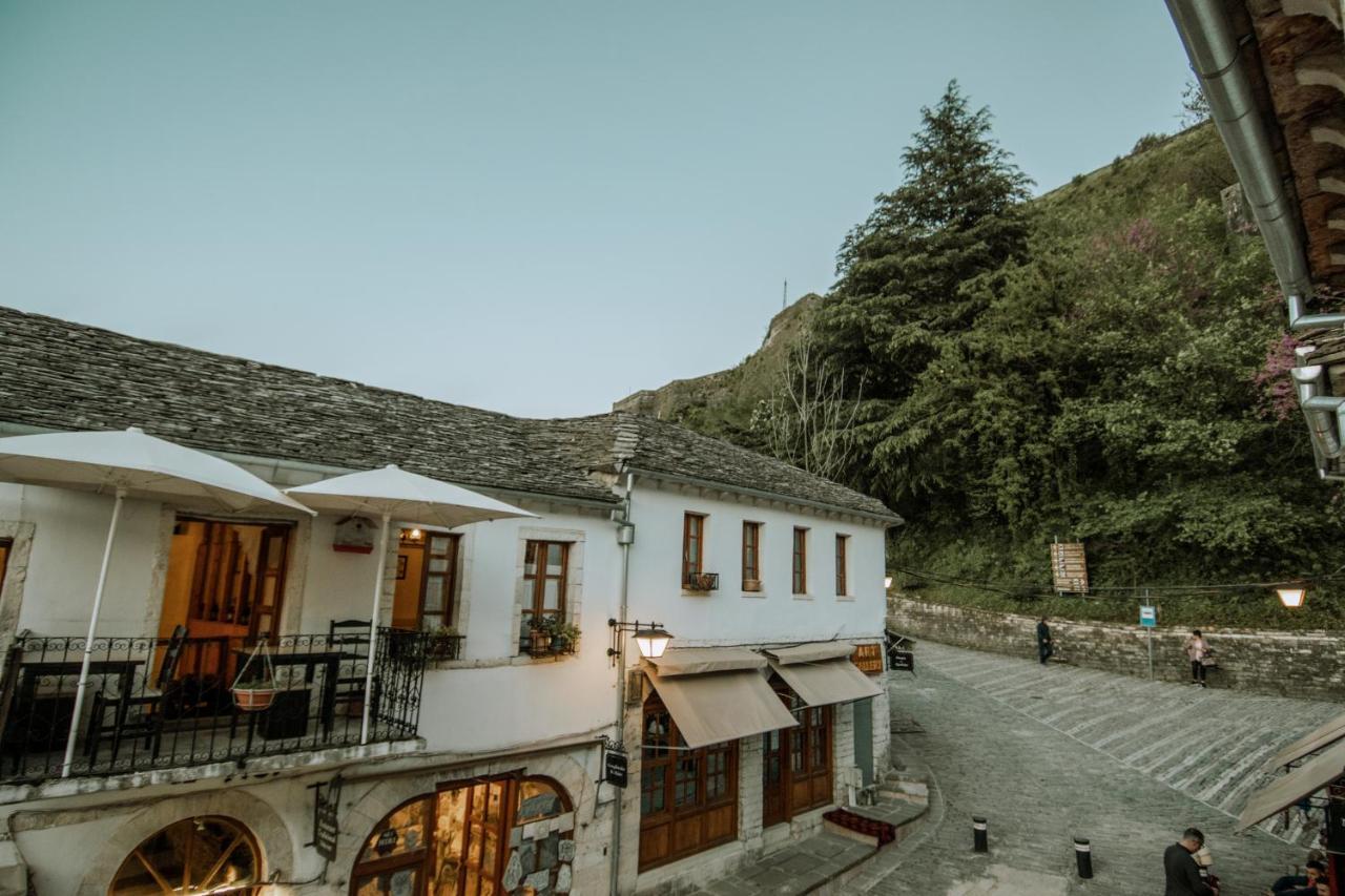 Grey Stone Hotel Gjirokastër Exterior foto