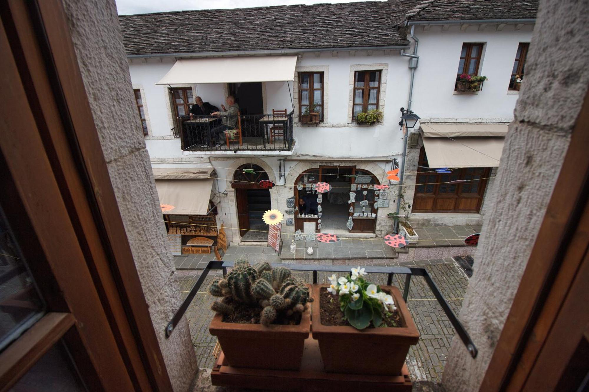 Grey Stone Hotel Gjirokastër Exterior foto