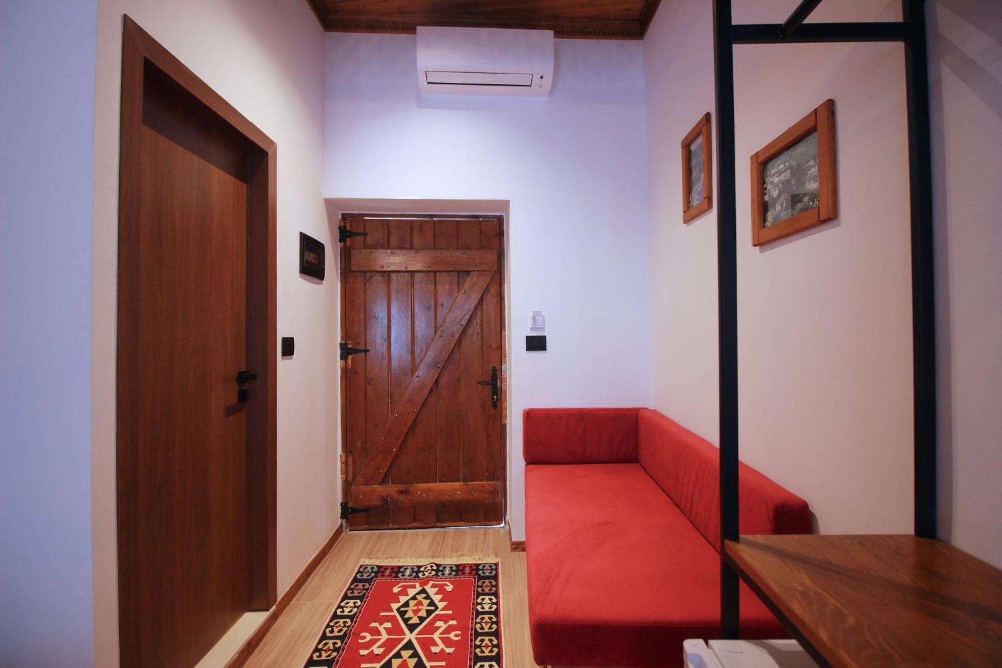 Grey Stone Hotel Gjirokastër Exterior foto
